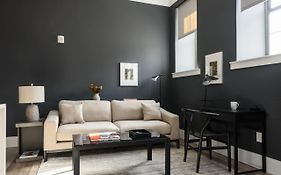 Revived Lf Square 1Br With Rooftop By Zencity